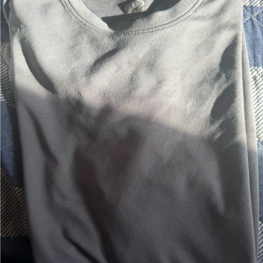 Athletic Works Men's Short Sleeve Gray Tee